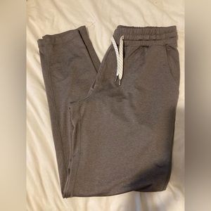 Vuori PONTO Pants NWOT SIZE M